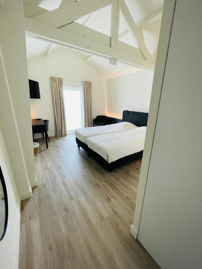 Hotel Bell-X Kortrijk-Вевельгем Экстерьер фото