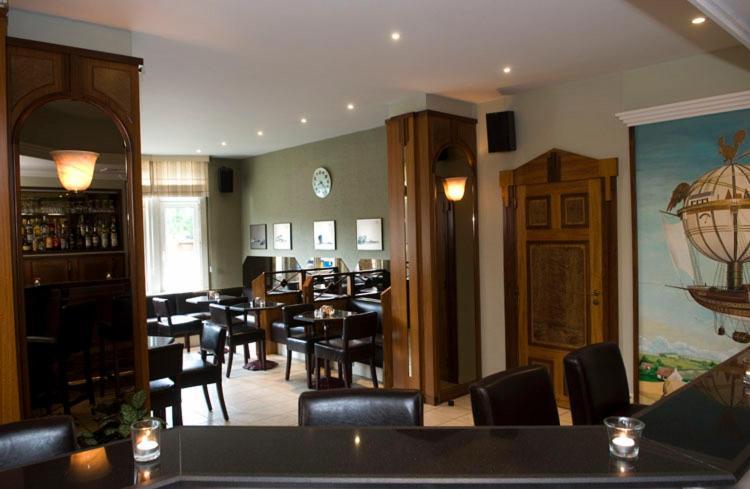 Hotel Bell-X Kortrijk-Вевельгем Экстерьер фото